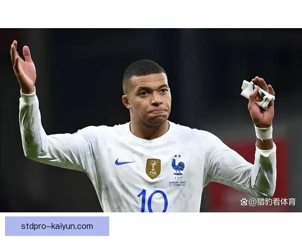 姆巴佩右脚内切表现稳健，成为球队进攻新武器